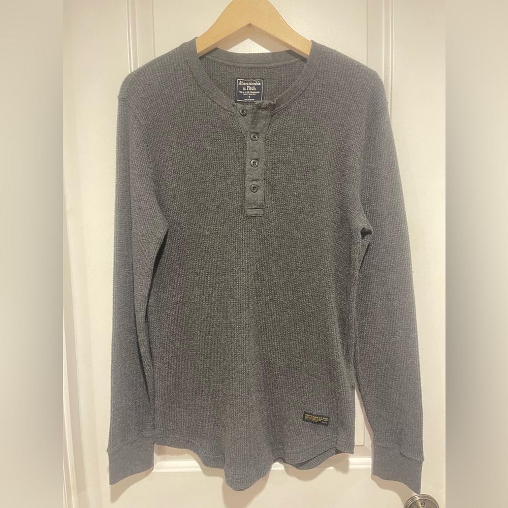 ABERCROMBIE & FITCH Men’s Knit Henley Pullover Top